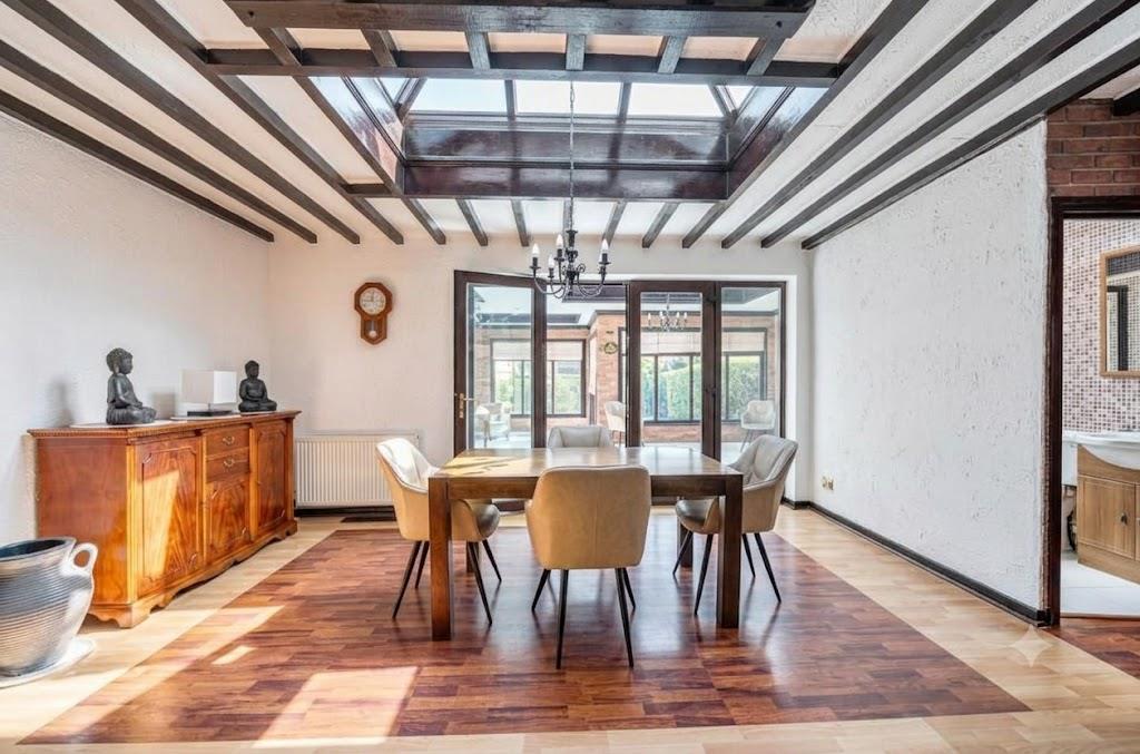 Edgwarebury Lane, HA8, Edgware